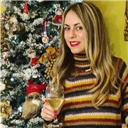 Dottoressa in Filologia Moderna offre lezioni private di italiano, latino, storia e geografia